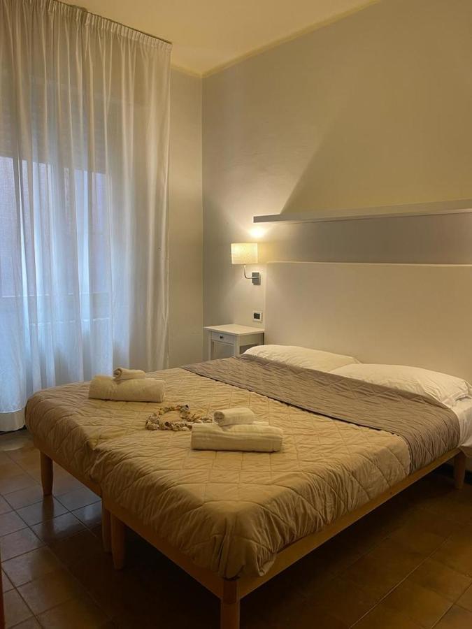 רימיני Hotel Losanna מראה חיצוני תמונה
